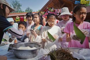 贝林厄姆本场数据：1次助攻，3次关键传球，4次成功过人